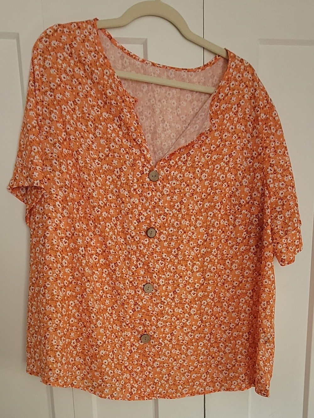 SHEIN Orange Floral V-Neck